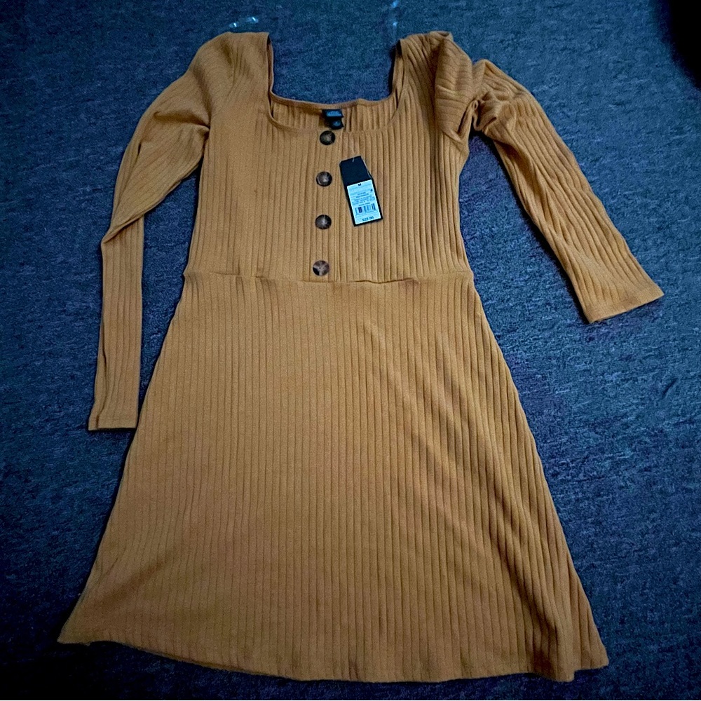 Yellow dress